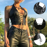 Corset Chemise noir en PU avec laçage avant, style ajusté mettant en valeur la silhouette féminine élégante.