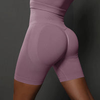 Legging Cycliste Gainant Femme offrant maintien sculptant, confort extensible et taille haute pour sublimer la silhouette.