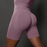 Legging Cycliste Gainant Femme offrant maintien sculptant, confort extensible et taille haute pour sublimer la silhouette.