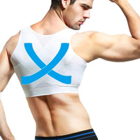 Homme portant la Gaine Gynecomastie blanche pour soutenir et améliorer la posture et la silhouette masculine.