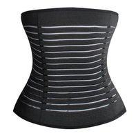 Gaine Respirante noire en grande taille avec tissu perforé pour une silhouette affinée et confort toute la journée.