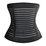 Gaine Respirante noire en grande taille avec tissu perforé pour une silhouette affinée et confort toute la journée.