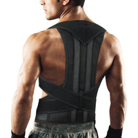 Homme qui porte support postural