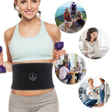 Femme qui porte une ceinture tonifiante