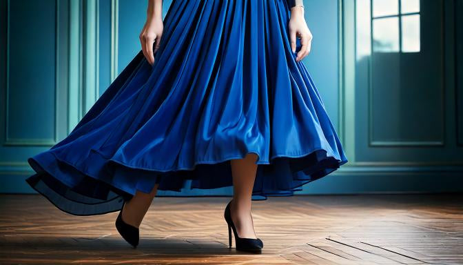 What color shoes with a royal blue dress