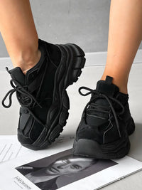 Baskets plateforme noires chunky design futuriste 3