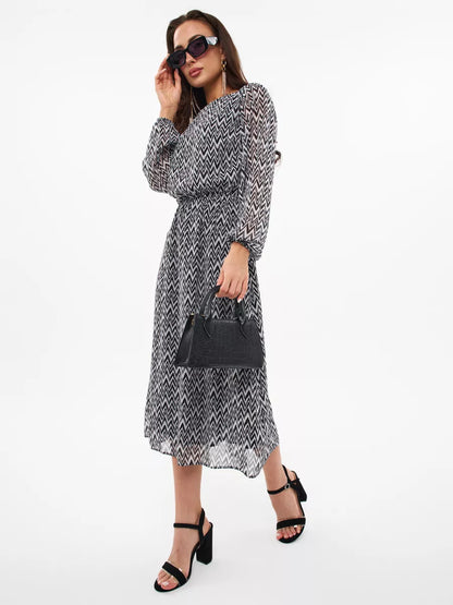 Robe midi mousseline motif chevron manches longues 3