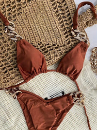 Bikini Triangle à Nouer Autour du Cou Orné de Chaîne Femme
