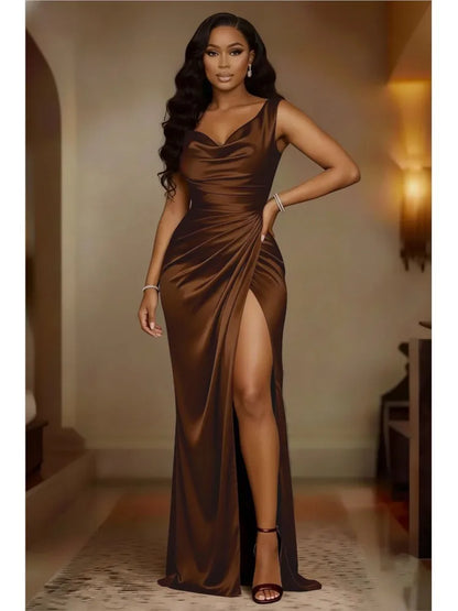 Robe longue satin ivoire dos nu drapée fendue 6