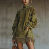 Robe courte velours col montant manches longues franges