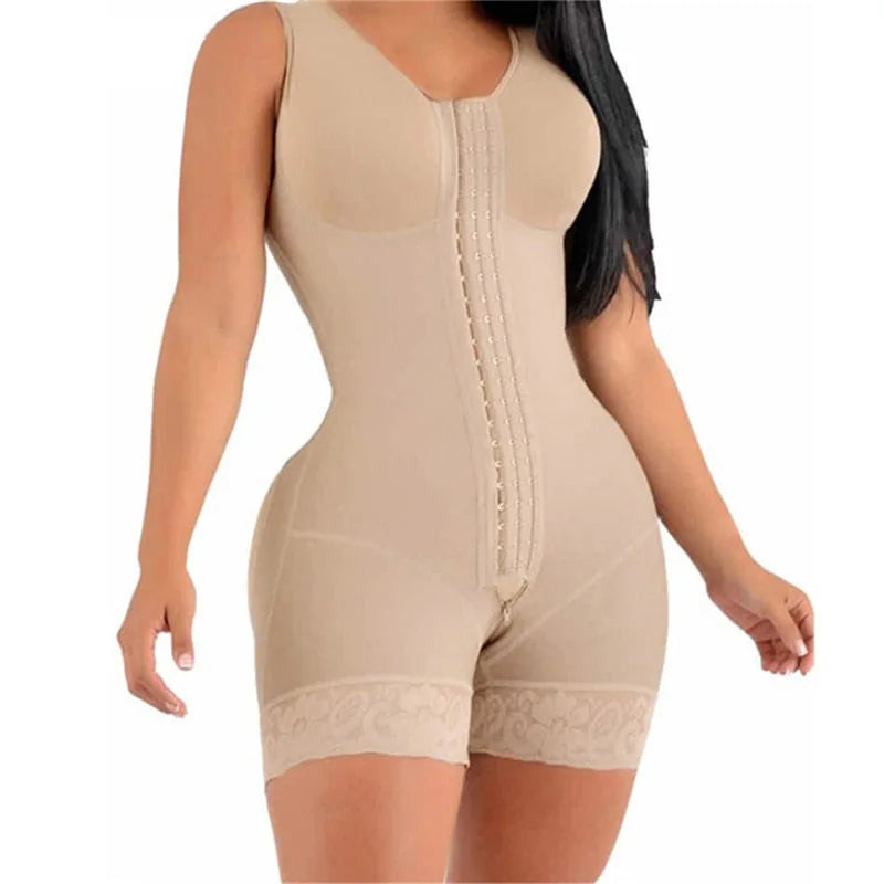 Gaine Bresilienne Hanche et Fessier beige sculptante en spandex et coton pour une silhouette affinée et confortable.