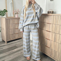 Ensemble femme rayé sweat large et pantalon ample 4