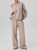 Ensemble femme sweat épaule dénudée et pantalon ample – Beige