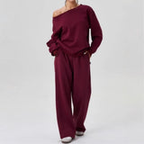 Ensemble femme sweat épaule dénudée et pantalon ample 3