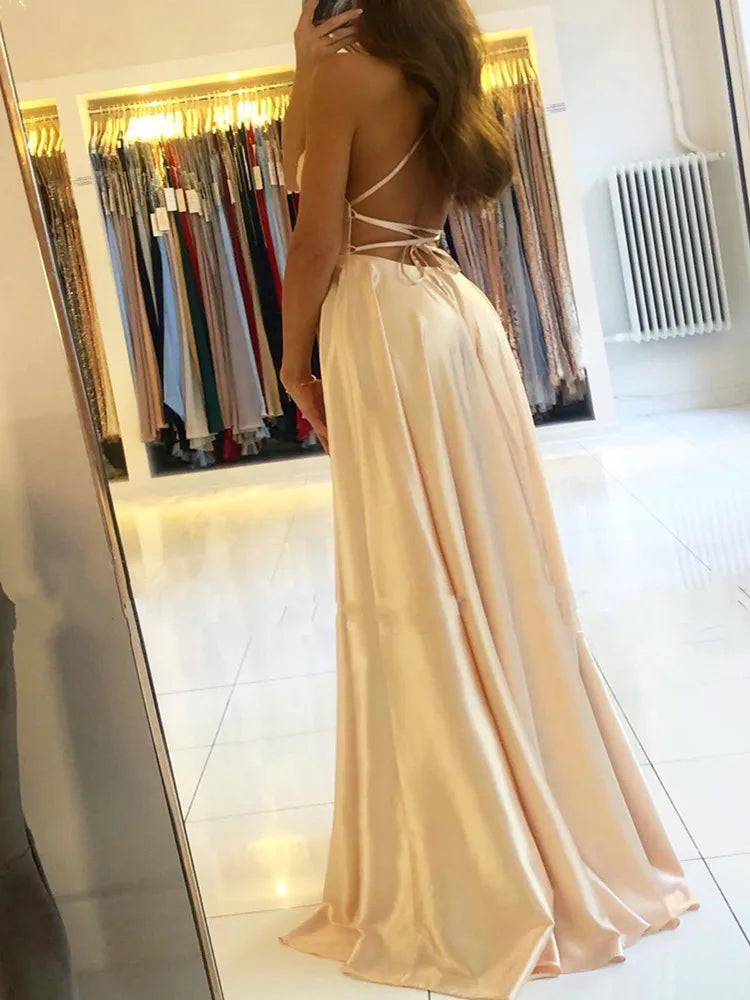 Robe longue satin lacée dos nu 5