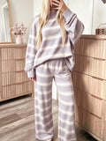 Ensemble femme rayé sweat large et pantalon ample – Violet Clair