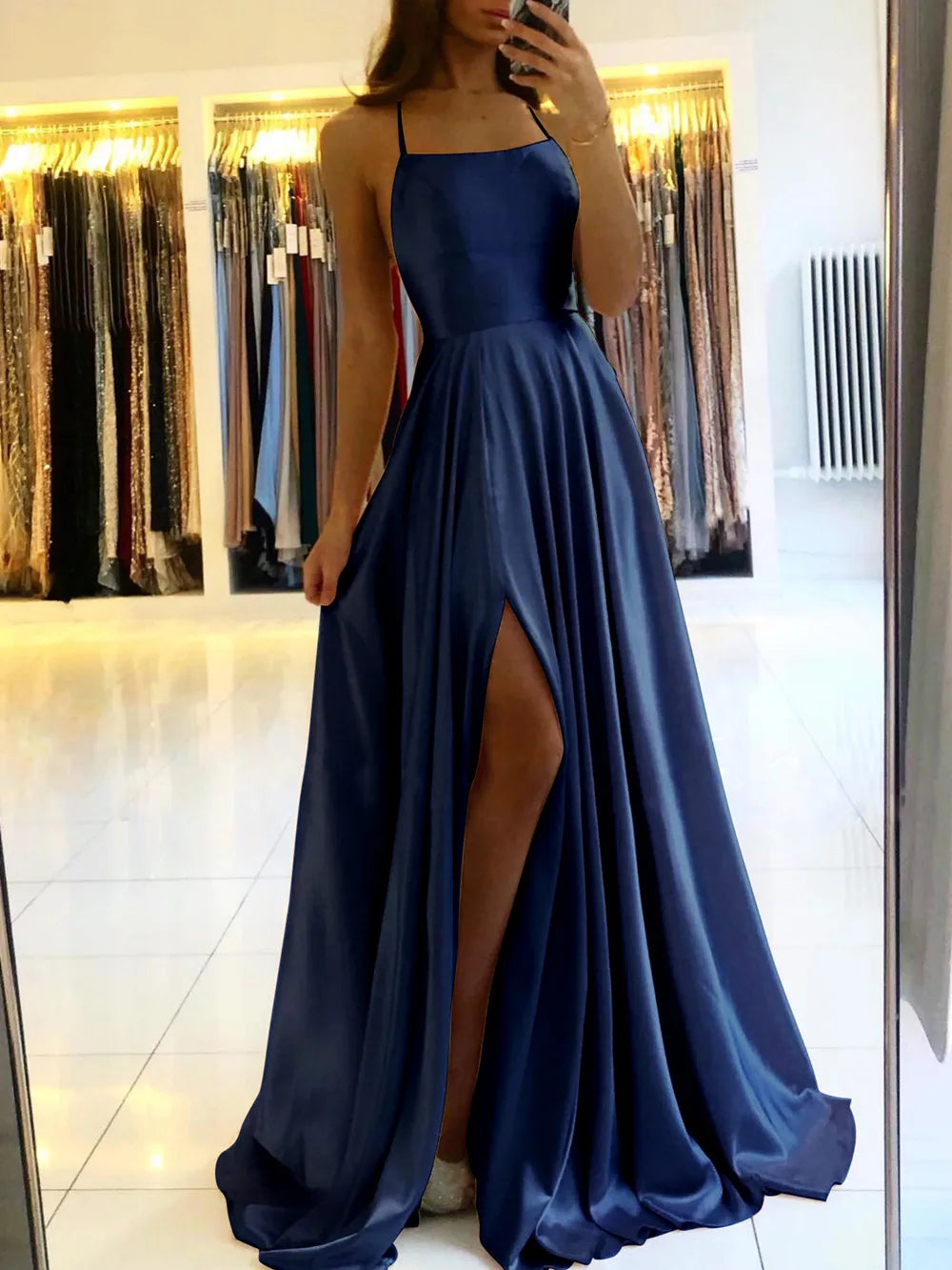Robe longue satin lacée dos nu – Bleu Marine CPS3026