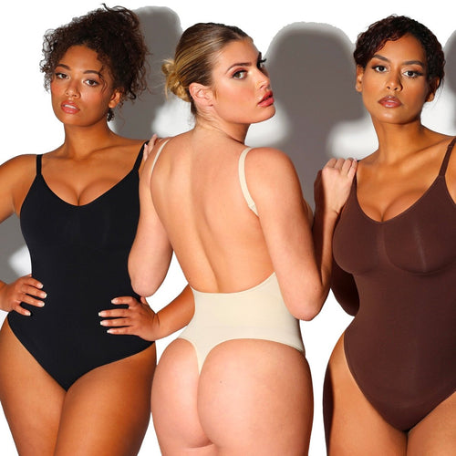 Trois femmes qui portent un body string de différentes couleurs